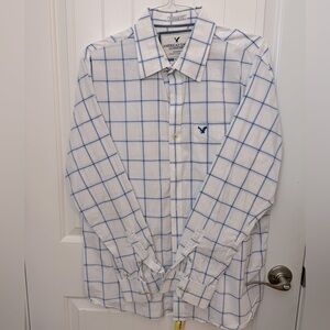 American Eagle Outfitters Men's White and Blue Checkered Shirt XL